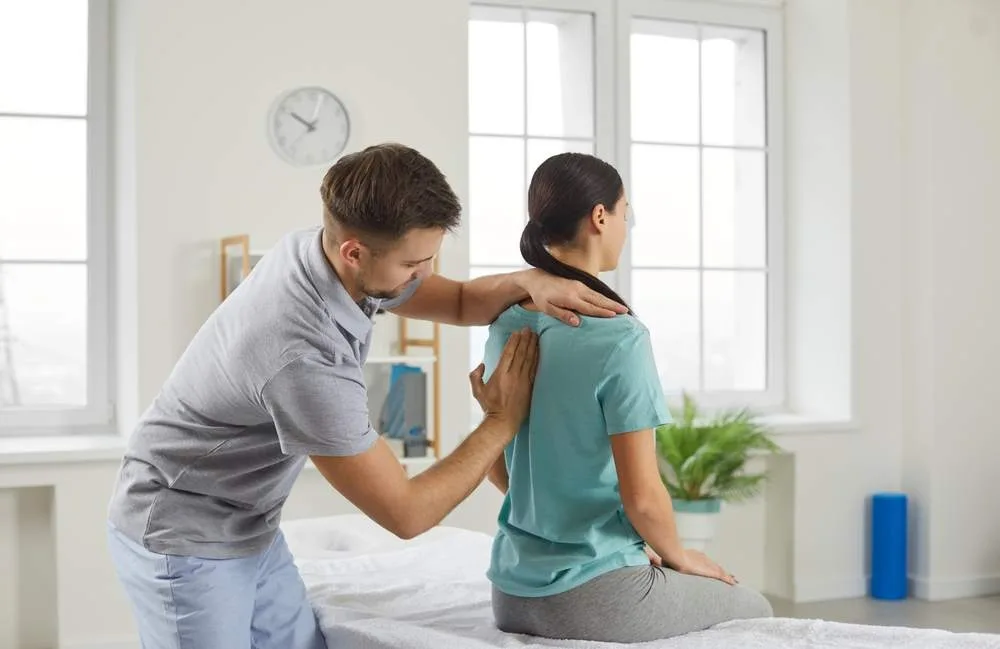 Exploring Treatment Options for Neck and Shoulder Pain After Car Accident