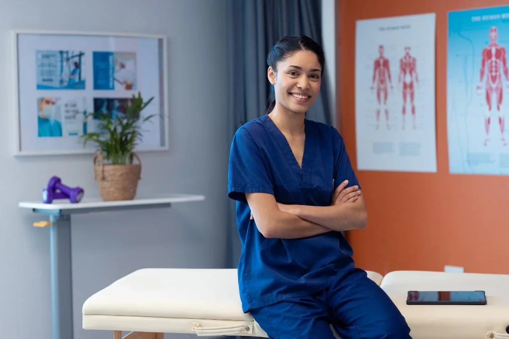 Chiropractor vs. Physical Therapy for Sciatica- Which Works Best?